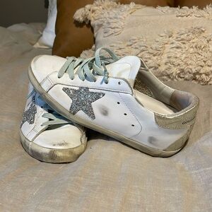 Golden goose sneakers worn 5 times